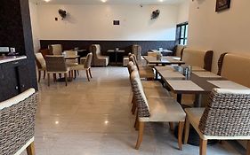 Hotel Sharanam