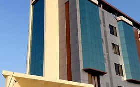 Hotel Sharanam